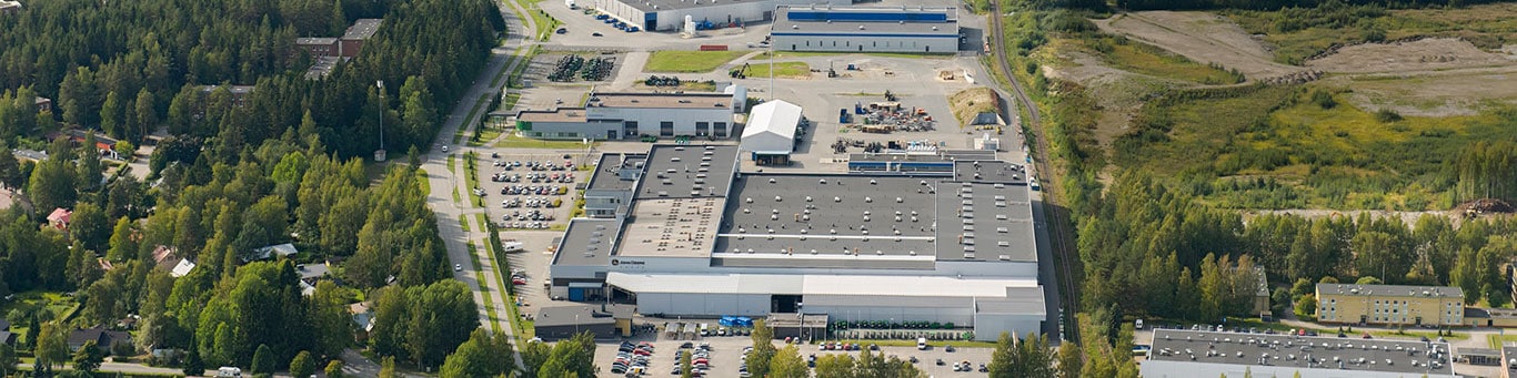 Letecký pohled na továrnu na lesnické stroje v Joensuu