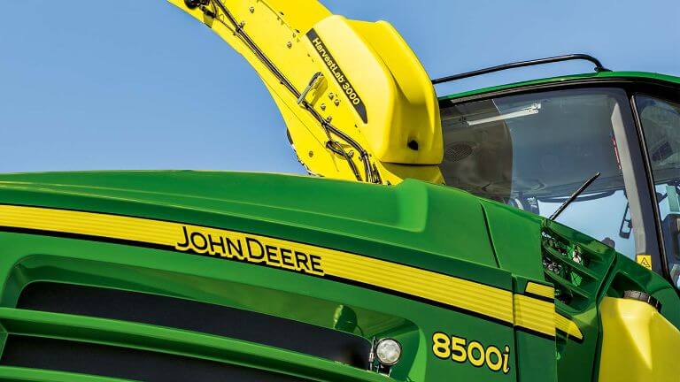 Samojízdná řezačka John Deere