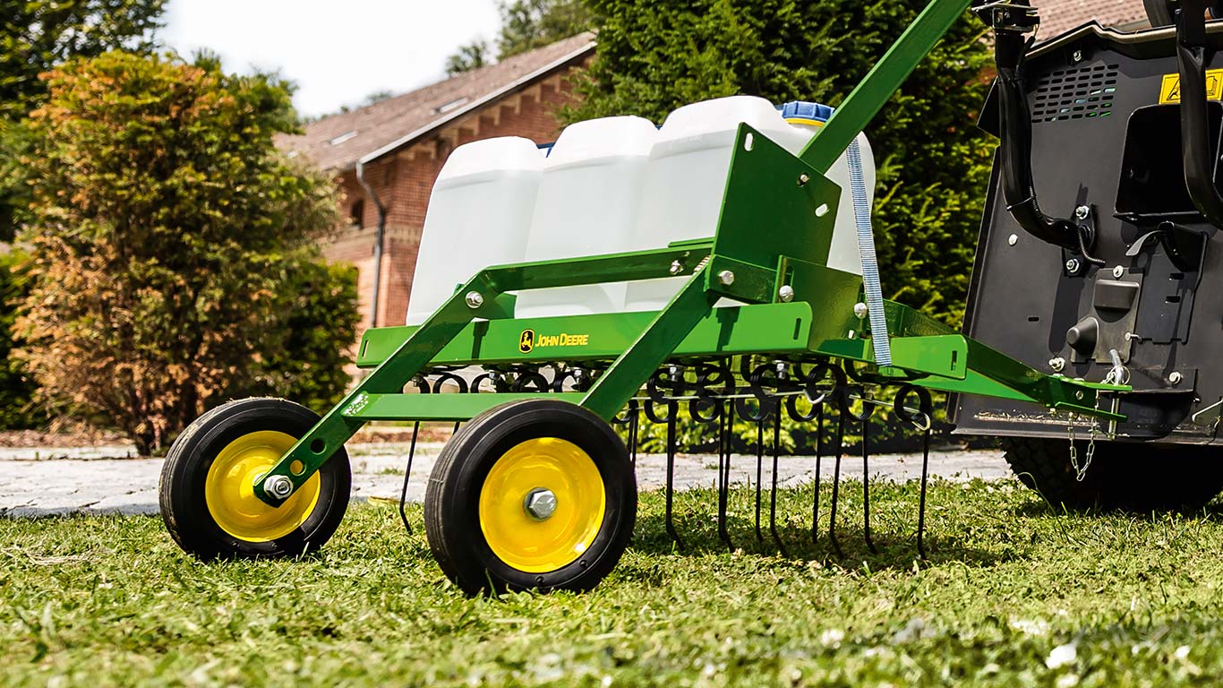 Je jaro: čas na kontrolu travní plsti