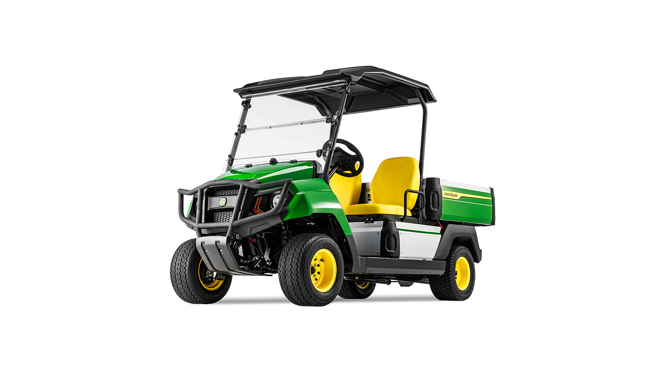 Čelní pohled z úhlu na elektrický model John Deere Gator GS s mřížkou chladiče, světlomety a žlutými sedadly.